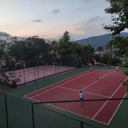 Individual Studio - Kusadasi Golf 公寓 *